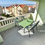 Roso Pensionat Makarska