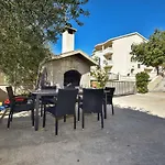 Roso Pensionat Makarska