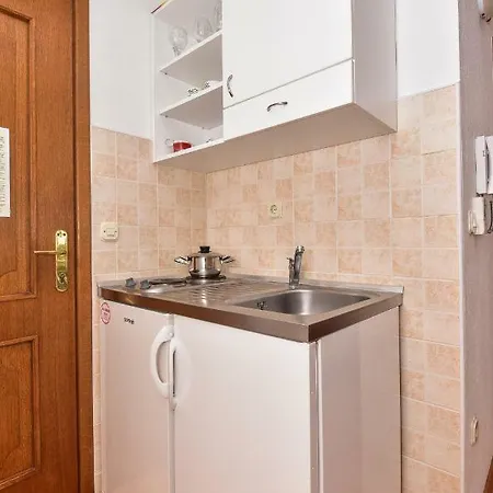 Roso Gostinjska kuća Makarska