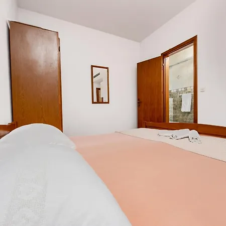Roso Marica - Apartments & Rooms Πανσιόν 3*