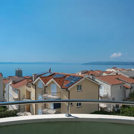 Roso Marica - Apartments & Rooms