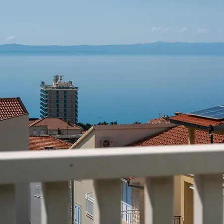 Πανσιόν Roso Marica - Apartments & Rooms