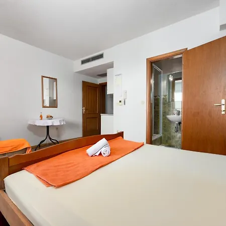Roso Marica - Apartments & Rooms 3*